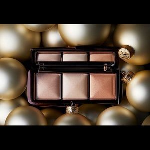 Hourglass ambient lighting palette